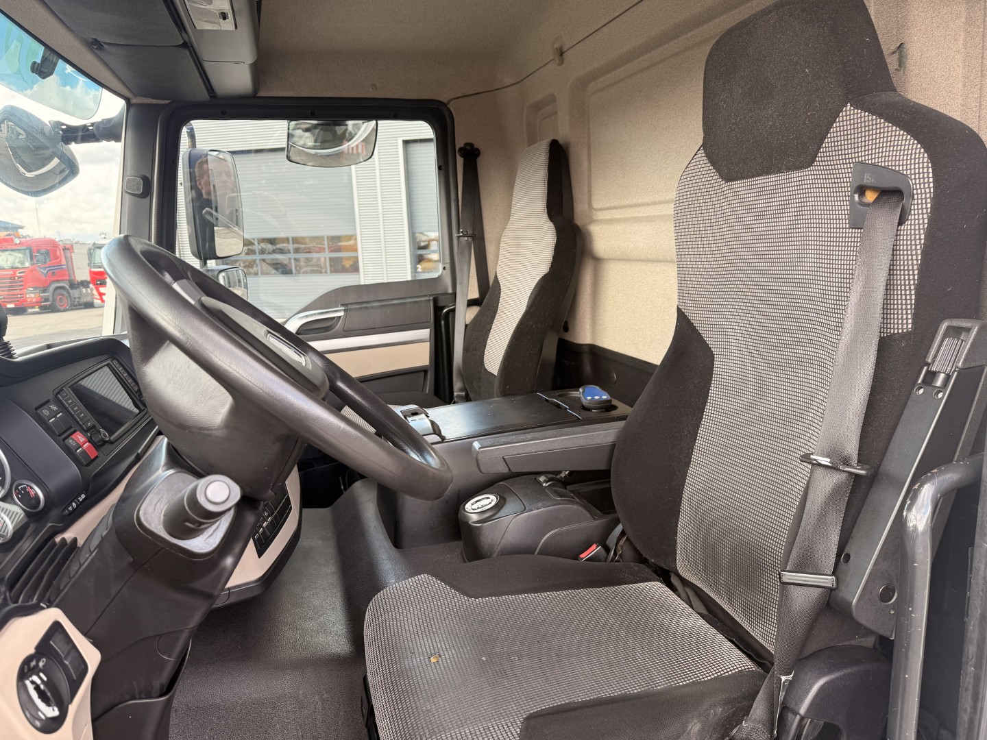MAN TGM 26.340 6x2*4 Carrier Supra 1250 Nordic