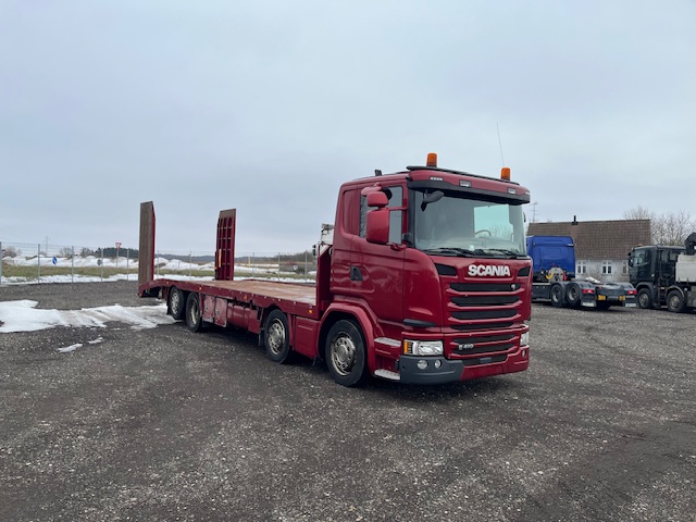 Scania G410 8X2*6 Knæklad – Machinetransporter