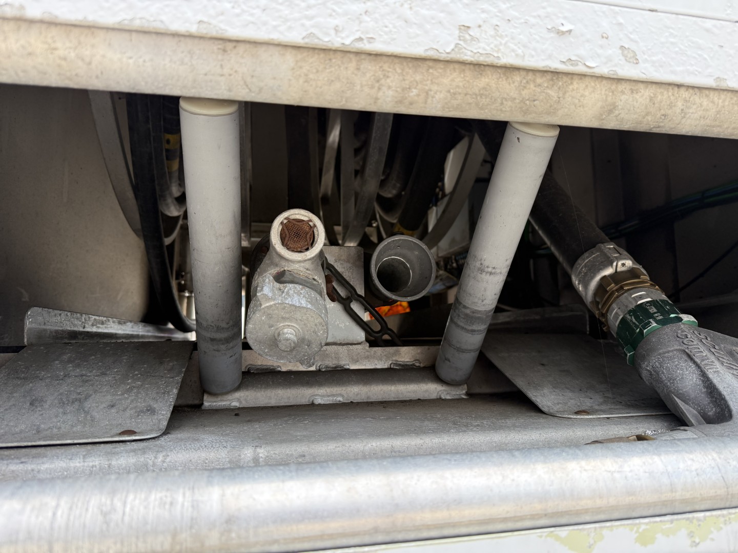 Scania P400 8x2*6 24.000 l. ADR Tank