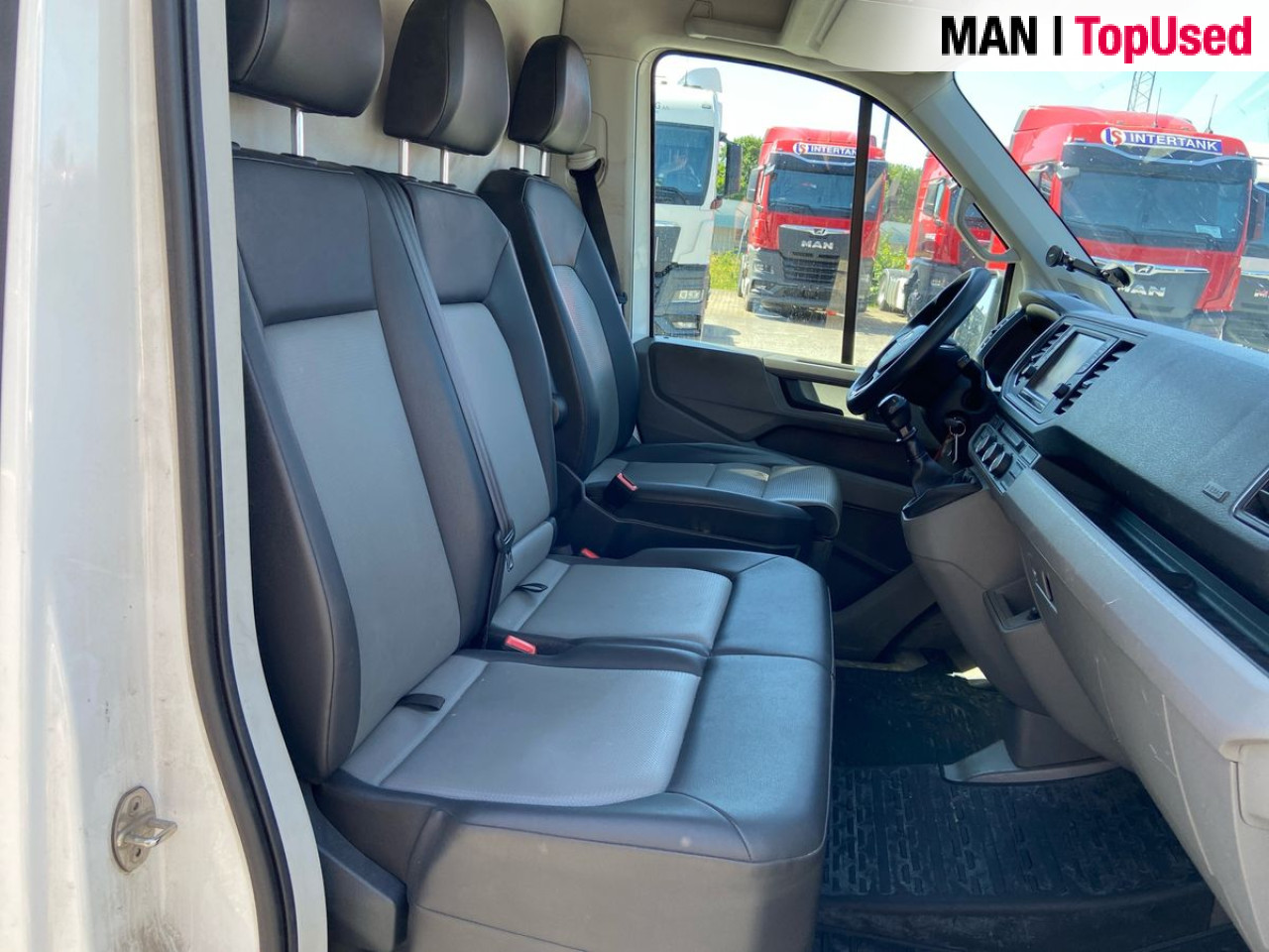 MAN TGE 3.180 4X2F SB