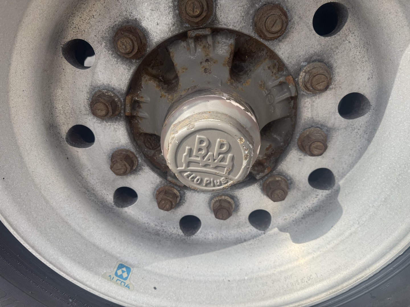 HMK Bilcon 27.000 l. ADR 5 rum