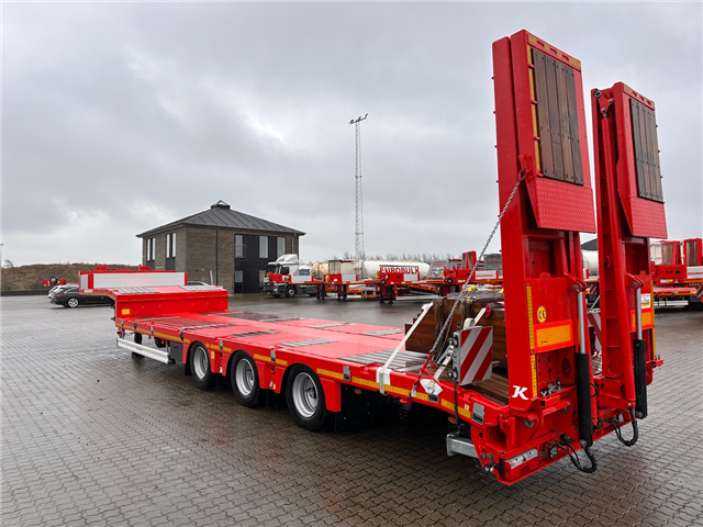 Kässbohrer SLS 3 Maskintrailer