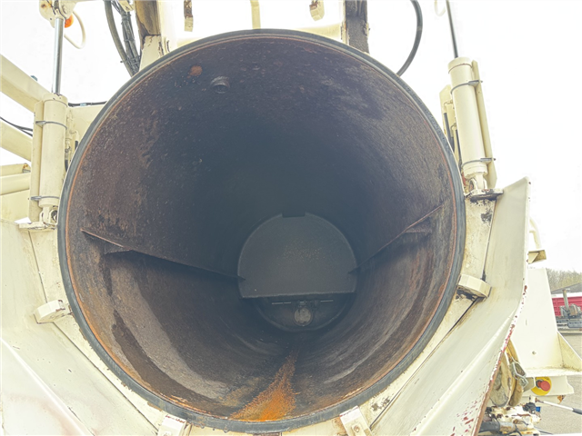 MAN 35.464 8x8 Hvidtved Larsen 9000 L