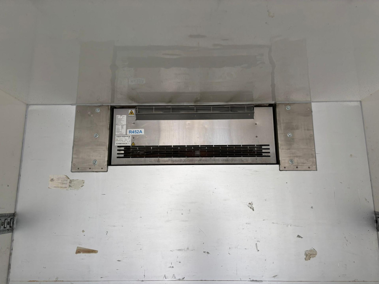 Scania P 280 B4x2NB Cooling