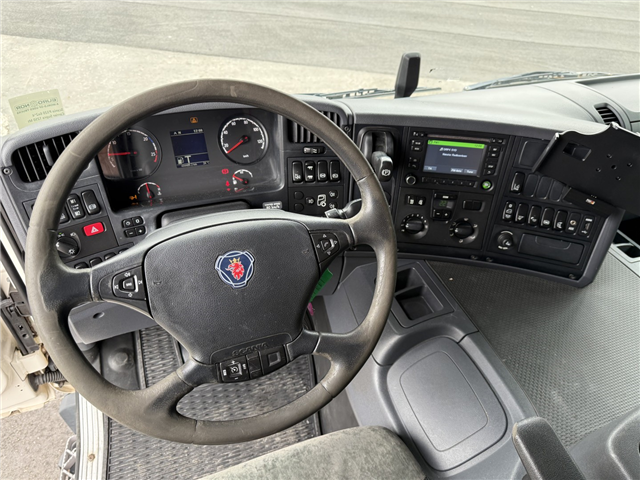 Scania P320 6x2*4 Carrier Supra 120 Mt 9,90 m. kasse