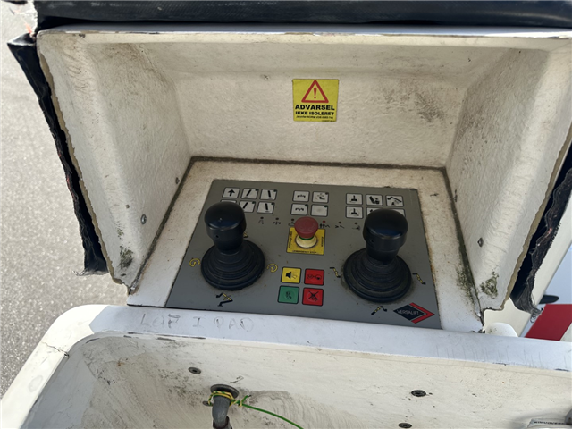 Mercedes Spinter 516 CDI Versalift ET-36-LF 13.7 m.