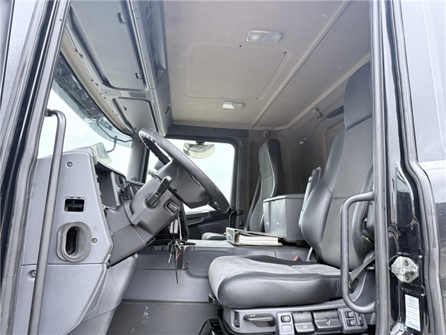 Scania P410 6x2*4 Hvidtved Larsen Flexline 312 ADR