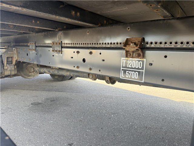 DAF LF45/220 4x2 Fragtlad & lift Euro 6