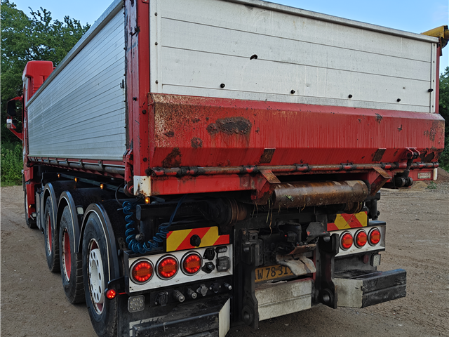 Volvo 8*4 FH 540