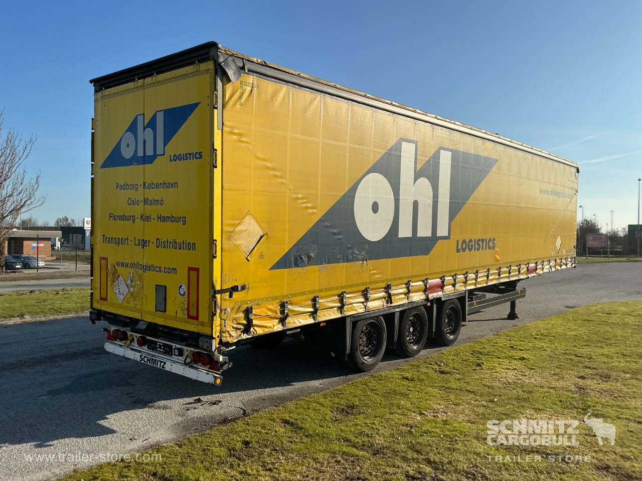Schmitz Semi Curtainsider Mega