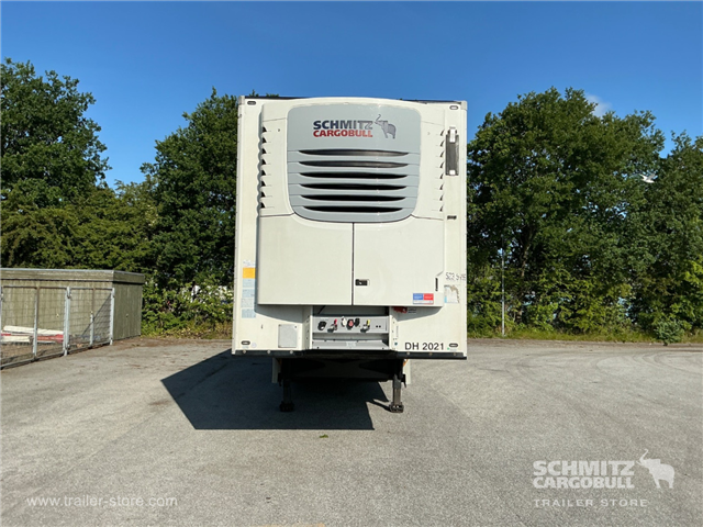 Schmitz Semi Reefer Meat hanging system