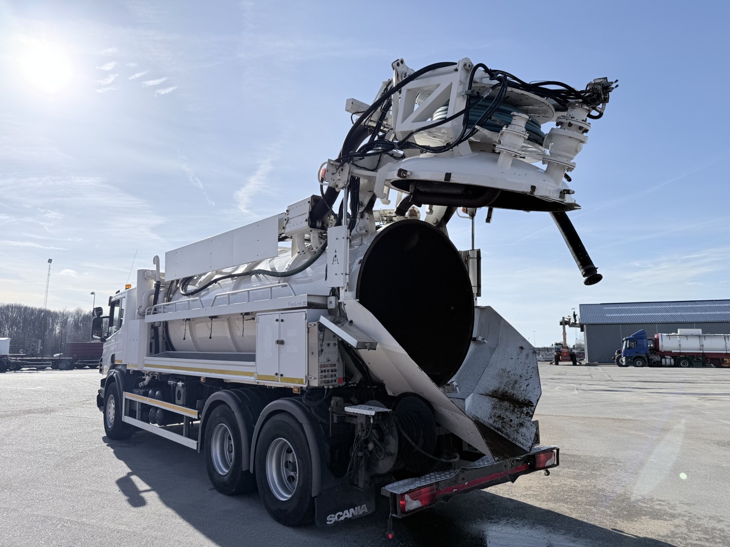 Scania P360 6x4 Hvidtved Larsen FlexLine 312