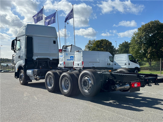 Iveco X-Way AS350X50 Y/FS 8x4 1+3