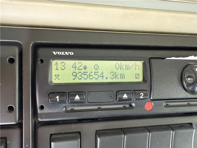 Volvo FH16/550 6x2*4 / Kran HMF 3220K4 Euro 6