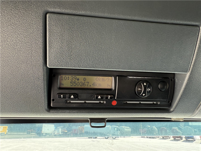 MAN TGS 26.400 6x2 / HMF 2620 K5 / MOTORSKADE