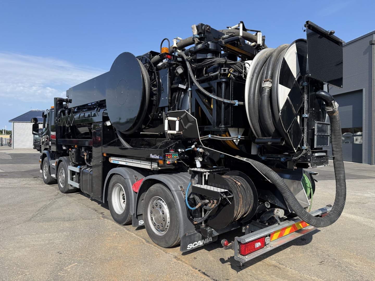 Scania P450 8x2*6 Hvidtved Larsen FlexLine 414 ADR